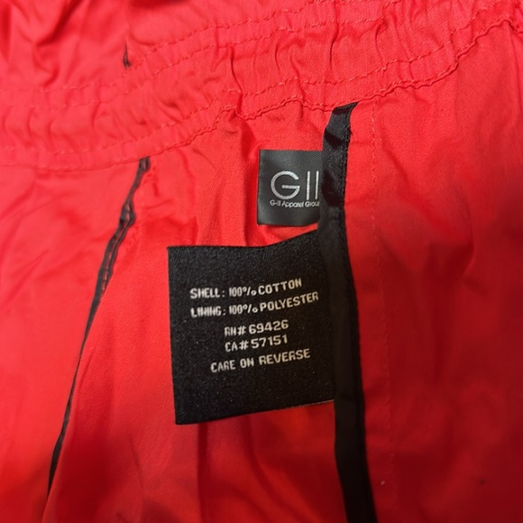 Red Jacket - Picture 9 of 9